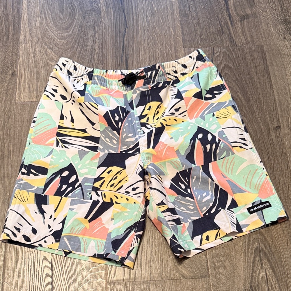 Quicksilver boys swim trunks, youth L/14
